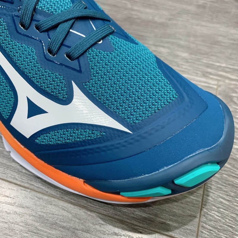 Giày bóng chuyển Mizuno Wave Lightning Z6 MID